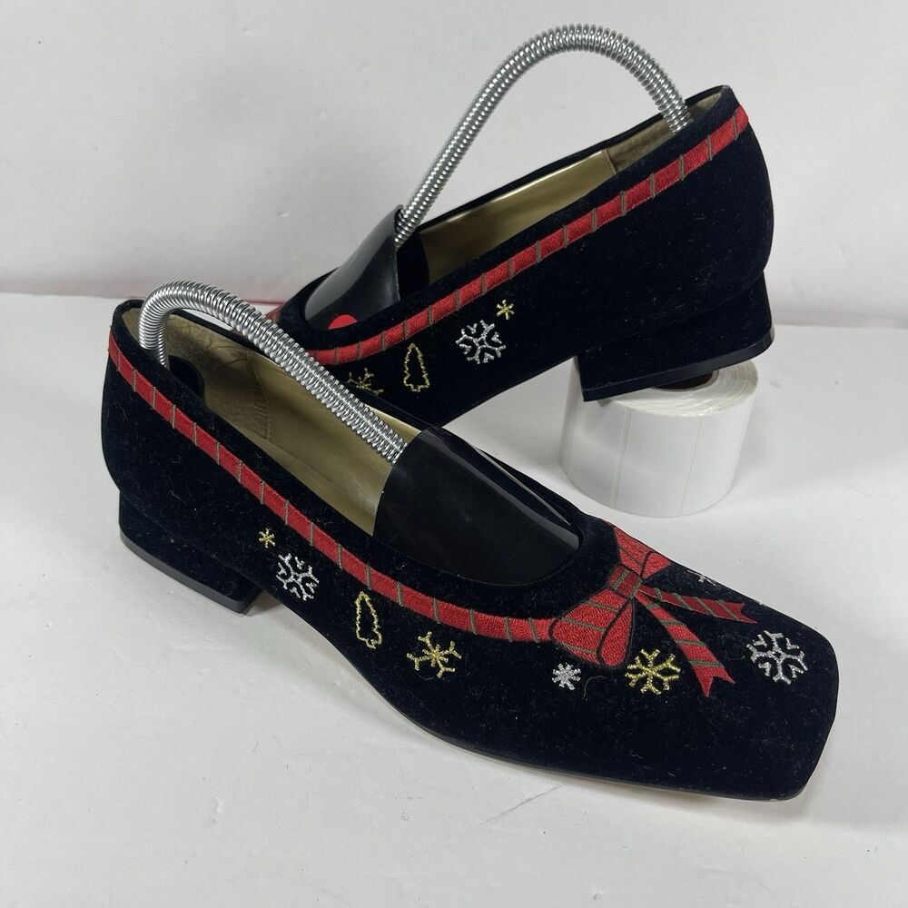 Coldwater Creek Christmas Velvet Loafers – Women’s Size 10